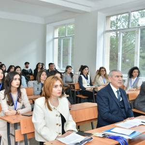 Mikrobiologiya institutunun doktorantları elmi konfransda məruzə ilə çıxış edib