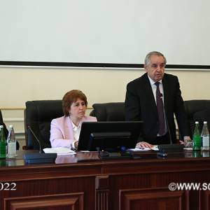 Academician Arif Hashimov met with active members and corresponding members of the Department of Biological and Medical Sciences